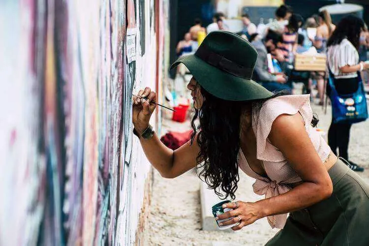 7 Daily Habits to Help Boost Your Mood - Everything Abode